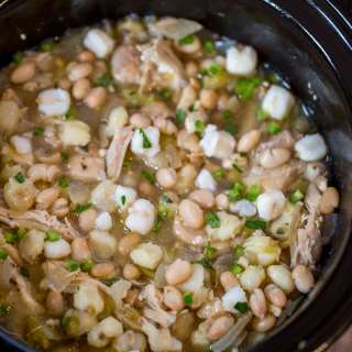 Slow Cooker White Chicken Chili
