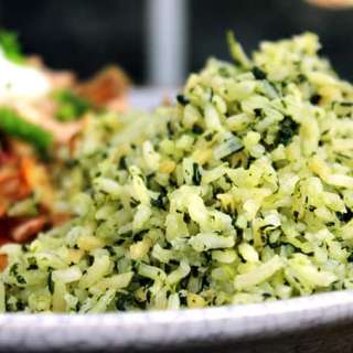 Green Mexican Rice (Arroz Verde)