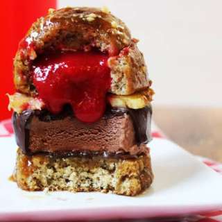 Banana Split Ice Cream Burger