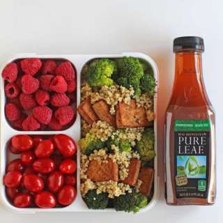 Marinated Tea Tofu and Broccoli with Quinoa