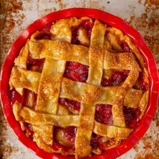 Raspberry Peach Pie