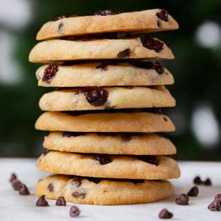 Cranberry Chip Shortbread Cookies