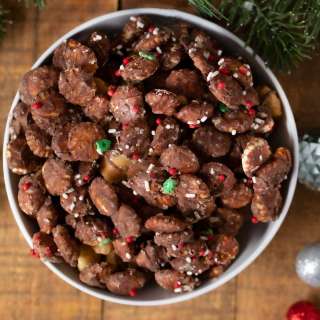 Christmas Saltine Toffee Snack Mix