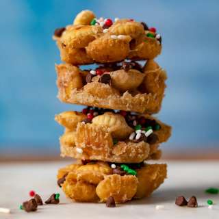Christmas Saltine Toffee Cookies