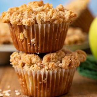 Apple Crisp Muffins