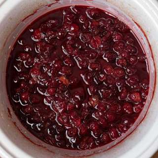 Slow Cooker Cranberry Sauce