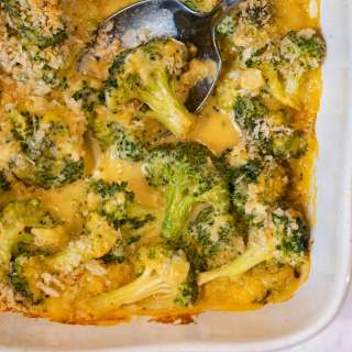 Cheesy Garlic Broccoli Casserole