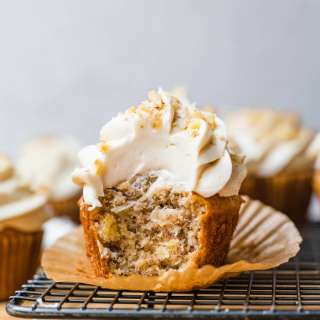 Hummingbird Cupcakes