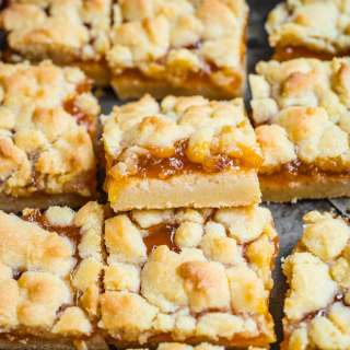 Apricot Shortbread Bars