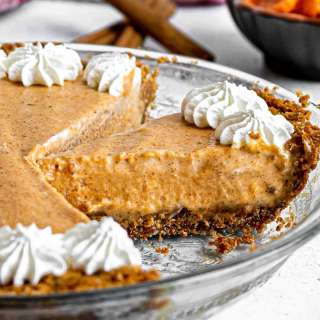 Frozen Pumpkin Ice Cream Pie