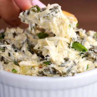 Slow Cooker Spinach Artichoke Dip