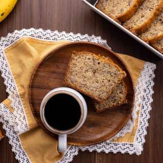 Easy Banana Bread (No Mixer!)