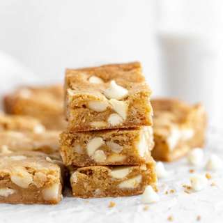 White Chocolate Macadamia Blondies
