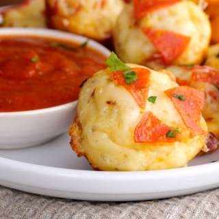 Pepperoni Pizza Bites