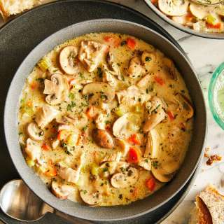 Creamy Chicken and Mushroom Soup