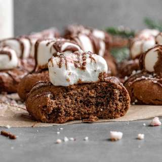 Peppermint Hot Chocolate Cookies