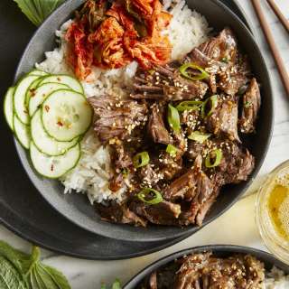Slow Cooker Asian Short Ribs