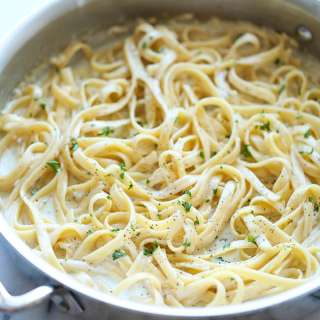 One Pot Garlic Parmesan Pasta