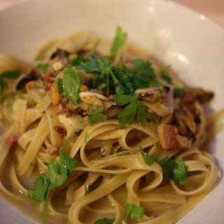 Linguine with Leftover Mussels and Clams