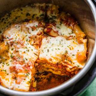 Instant Pot Beef Lasagna