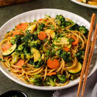 Stir-Fry Garlic Noodles