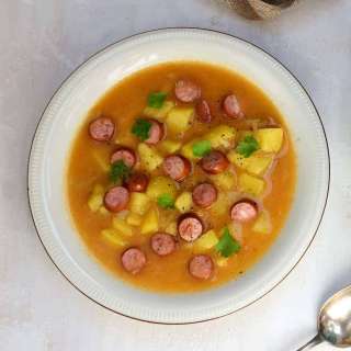 Sausage Soup – Czech Frankfurtská polévka
