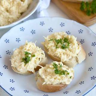 Garlic Cheese Spread Recipe – Czech Česneková pomazánka