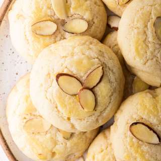 Almond Cookies