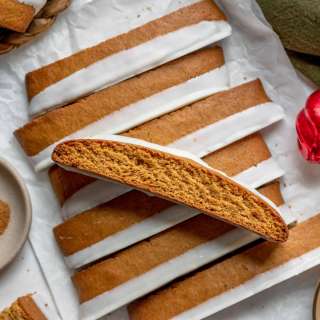 Gingerbread Dipped Biscotti Cookies