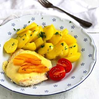 Chicken Breast Steak with Peach – Czech Kuřecí plátek s broskví