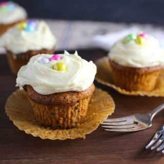 Carrot Cupcakes with Vanilla Cream Cheese Frosting