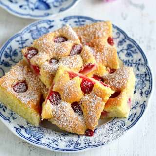 Strawberry Coffee Cake – Czech Jahodový koláč