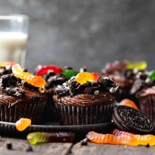 Halloween Dirt Cupcakes
