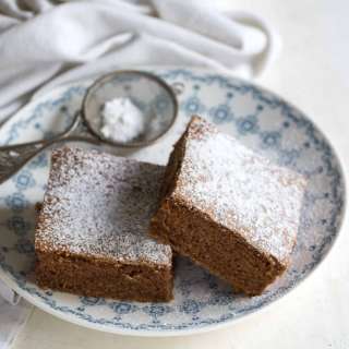 Zucchini spice cake