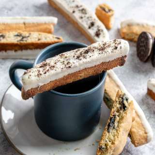 Oreo Dipped Biscotti