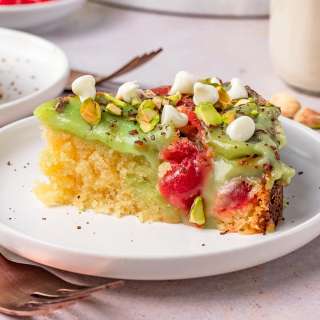 Slow Cooker Spumoni Cake