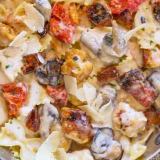 Farfalle with Chicken and Roasted Garlic (The Cheesecake Factory Copycat)