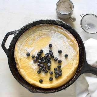 Sweet Puffed Pancake (Czech Svítek)