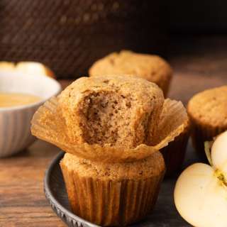 Applesauce Muffins