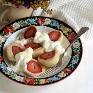 Strawberry Dumplings – Czech Jahodové knedlíky