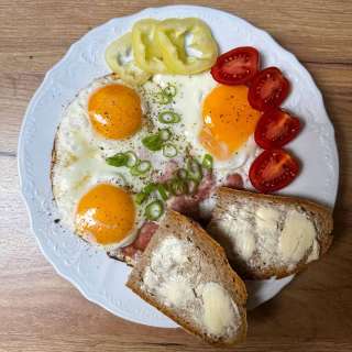 Hemenex (Czech Ham and Eggs)