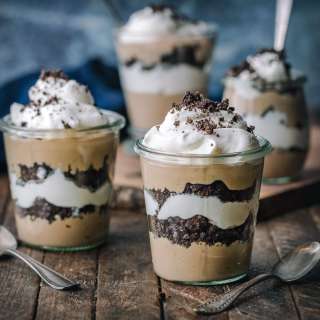 Bailey's Cookies and Cream Parfaits (with Irish Cream Custard)