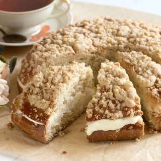 Prauge Kolach Cake
