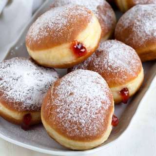 Koblihy – Czech jam-filled donuts