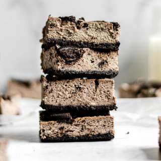 Oreo Cheesecake Bars