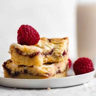 White Chocolate Raspberry Shortbread Bars