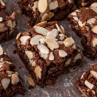 Almond Flour Chocolate Brownies
