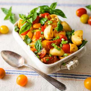 Summer Pasta With Burst Cherry Tomatoes