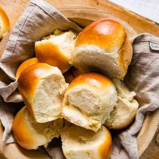 Yeast Dinner Rolls
