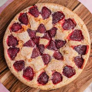 Strawberry Cake